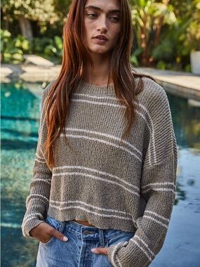 Cropped Striped Sweater — Olive & Cream